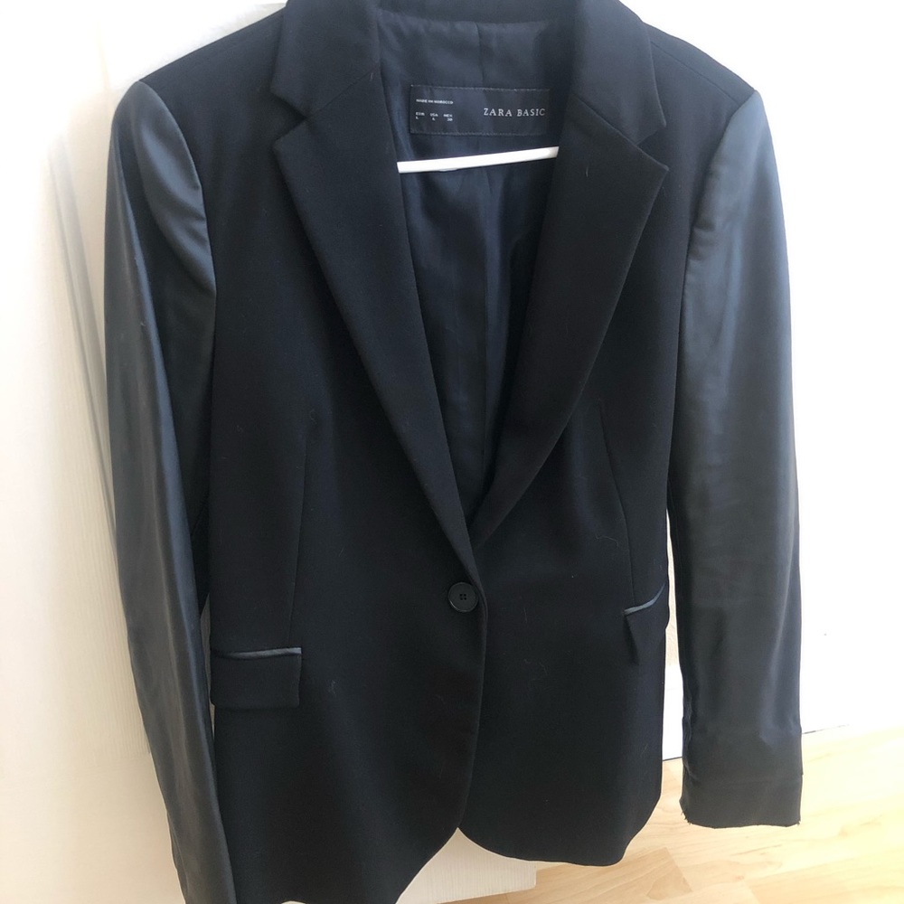 Zara faux leather sleeve blazer